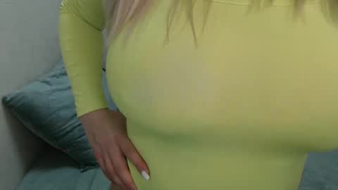 cadence_lux online show from March 2025 09:18:02 AM