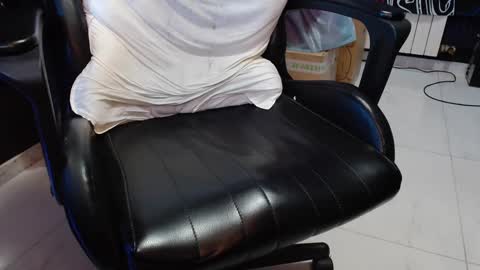 Snapshot of cafetabac chatting on January 2025 03:50:01 PM cafetabac online show from January 2025 03:50:01 PM