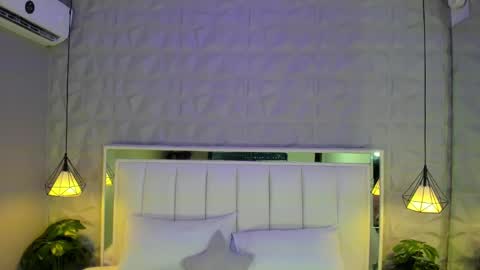 Snapshot of cailynbrowm chatting on February 2025 04:12:01 AM CailynBrown online show from February 2025 04:12:01 AM