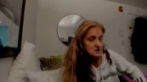 calaentemichele online show from December 2024 09:39:02 AM