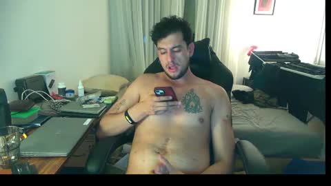 Snapshot of calientecalientee chatting on August 2026 10:52:02 PM calientecalientee online show from August 2026 10:52:02 PM