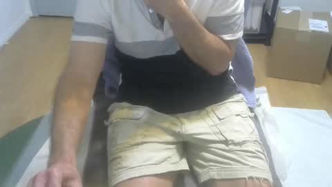 Snapshot of califun4u chatting on January 2025 02:01:01 AM califun4u online show from January 2025 02:01:01 AM