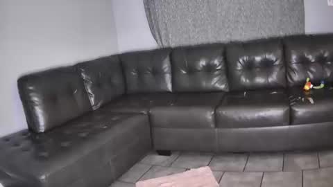 Snapshot of caliibaddie chatting on October 2025 05:52:01 AM caliibaddie online show from October 2025 05:52:01 AM