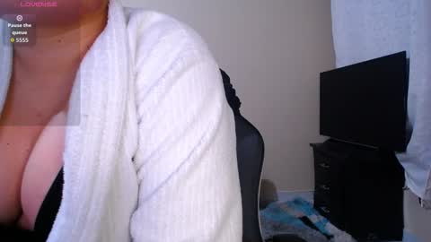 caliope_goddess1 online show from September 2025 09:10:02 AM