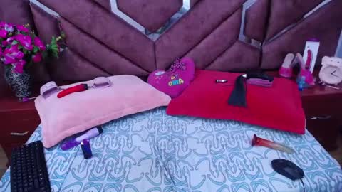 Snapshot of calipso_swet chatting on February 2025 12:05:02 AM Calipso Swet online show from February 2025 12:05:02 AM