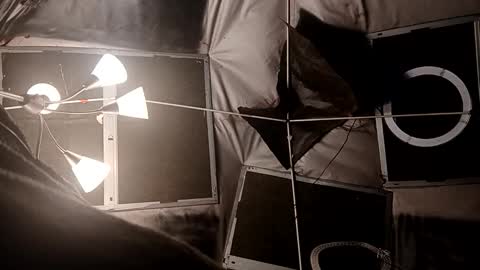 Calisguitar online show from November 2025 12:48:02 PM