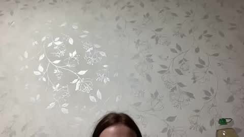 Anna online show from November 2025 06:57:02 PM