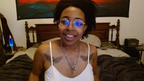 Snapshot of call_me_hedone chatting on January 2025 06:09:02 PM Hedone online show from January 2025 06:09:02 PM