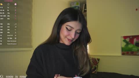 Snapshot of call_me_rosie chatting on December 2024 02:04:01 AM   online show from December 2024 02:04:01 AM