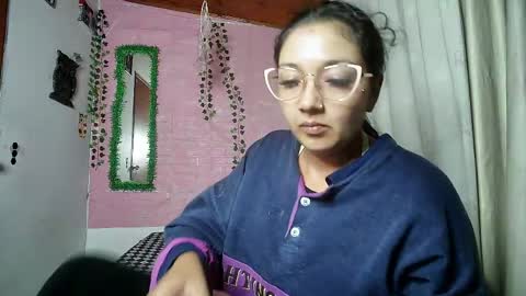 Snapshot of callme_lolas chatting on May 2026 11:12:03 PM paula online show from May 2026 11:12:03 PM