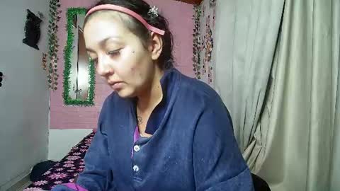 Snapshot of callme_lolas chatting on June 2026 02:01:01 AM paula online show from June 2026 02:01:01 AM