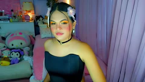 Mia online show from March 2026 04:18:01 AM
