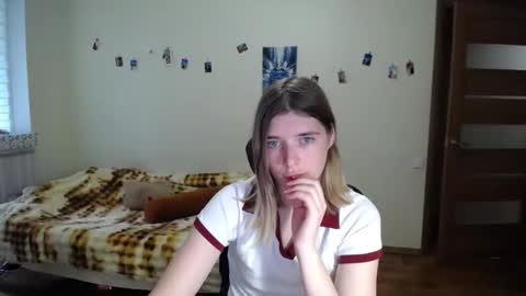callmesweett online show from May 2026 10:54:01 AM