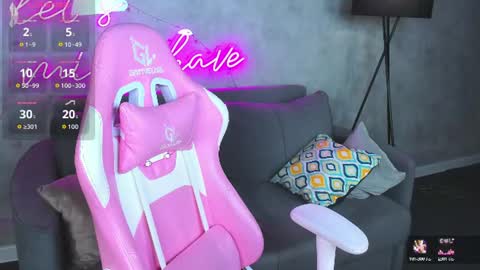 Renesmy online show from June 2026 12:13:01 AM