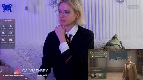 calvia_farey online show from November 2025 07:44:02 AM