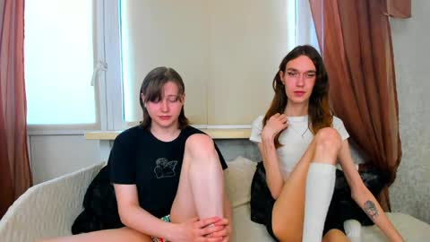 Snapshot of calvin_kevin_grem chatting on May 2026 10:01:02 AM Calvin Kevin Grem online show from May 2026 10:01:02 AM