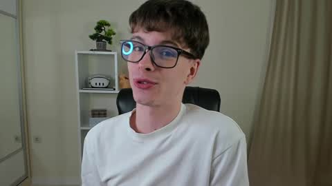 Hey I am Calvin  online show from January 2025 07:17:02 PM