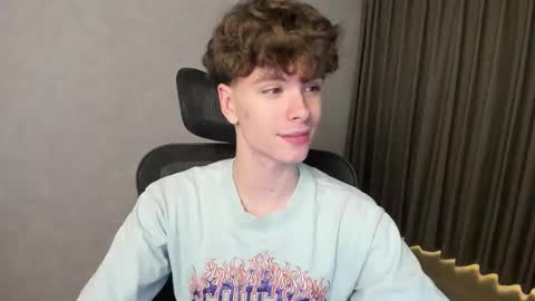 Snapshot of calvin_loves_you chatting on February 2026 06:12:02 PM Hey I am Calvin online show from February 2026 06:12:02 PM