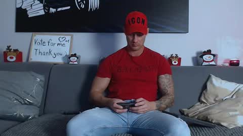 Calvin  online show from December 2024 09:40:02 PM