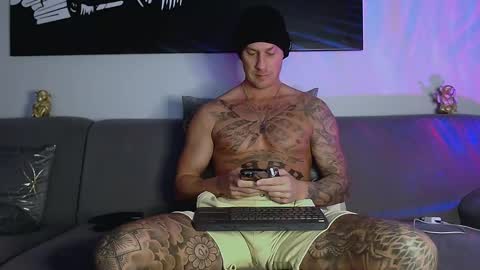 Calvin  online show from January 2025 07:49:01 PM