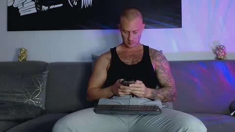 Calvin  online show from January 2025 06:38:01 PM