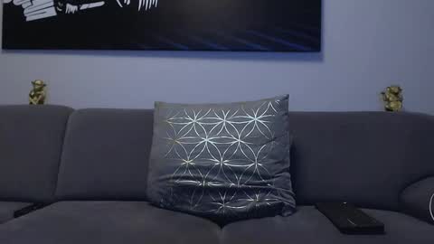 Calvin  online show from February 2025 10:10:02 PM