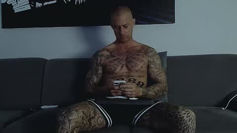 Calvin  online show from September 2025 01:21:01 PM