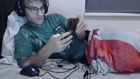 Snapshot of calvinjohnlad chatting on December 2024 03:58:01 PM Calvinjohnlad online show from December 2024 03:58:01 PM