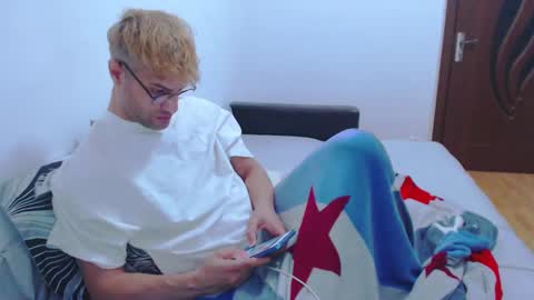 Snapshot of calvinjohnlad chatting on January 2025 07:15:01 PM Calvinjohnlad online show from January 2025 07:15:01 PM