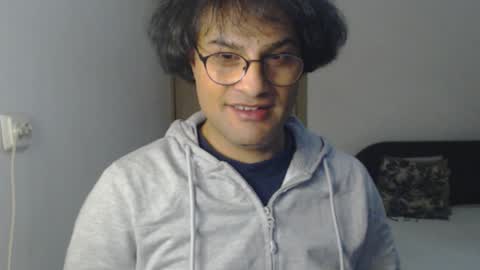 Snapshot of calvinjohnlad chatting on February 2026 06:18:01 PM Calvinjohnlad online show from February 2026 06:18:01 PM