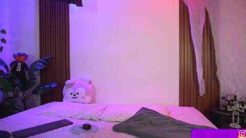 Calypso and Kayla online show from October 2025 01:48:02 AM