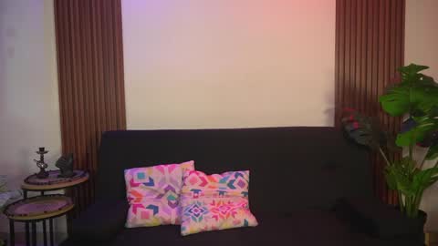 Calypso and Kayla online show from April 2026 12:43:02 AM