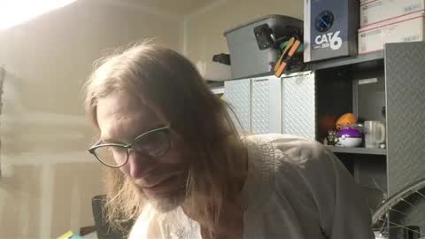 Snapshot of calypsocabal chatting on May 2026 12:52:02 AM Calypso online show from May 2026 12:52:02 AM