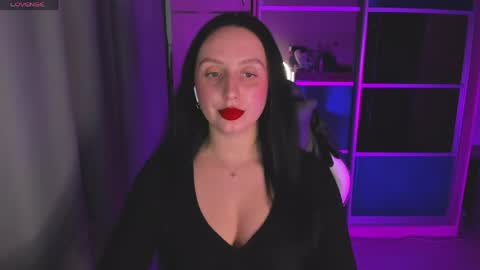 Christy online show from April 2026 04:32:01 PM