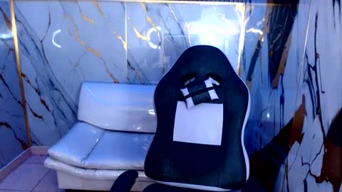 cam_xman online show from June 2026 04:00:02 PM