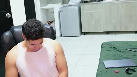 camara110 online show from April 2026 02:53:01 AM