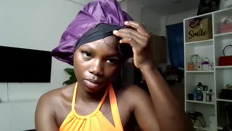 Snapshot of camclit chatting on November 2025 12:59:02 PM Princess online show from November 2025 12:59:02 PM