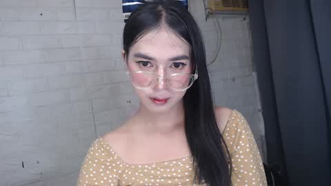 camela_star online show from February 2025 02:38:01 AM