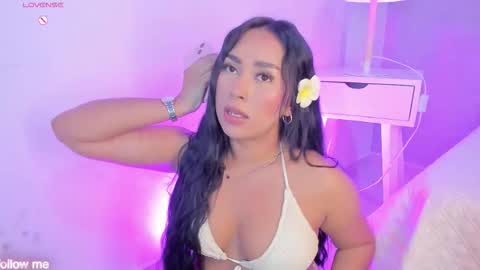 Snapshot of cameliaa_smiith chatting on November 2025 02:55:01 AM Camelia Smith online show from November 2025 02:55:01 AM