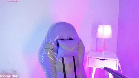 Snapshot of cameliaa_smiith chatting on February 2026 03:22:02 AM Camelia Smith online show from February 2026 03:22:02 AM