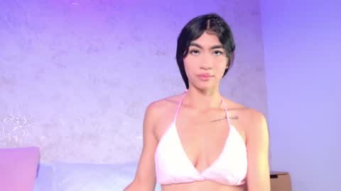cameron_hearts online show from May 2026 07:19:02 PM