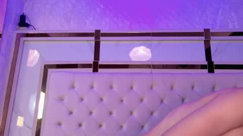 cameron_hearts online show from June 2026 12:19:01 PM
