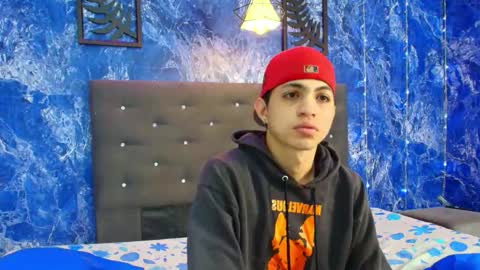 Snapshot of cameron_lux4 chatting on November 2025 01:01:01 PM CAMERON online show from November 2025 01:01:01 PM