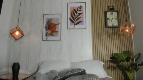 Cameron  online show from January 2025 10:15:02 PM