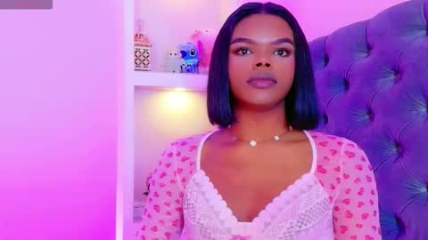 camiestrada online show from November 2025 06:19:02 PM