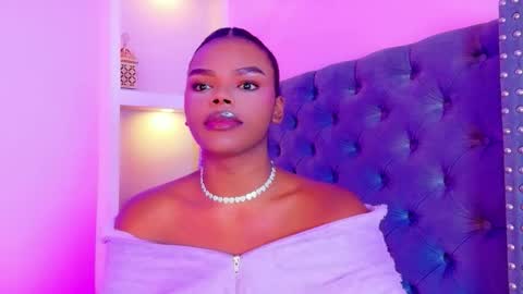 camiestrada online show from December 2025 02:17:01 AM