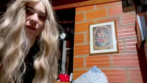 camii19y online show from September 2025 12:05:01 AM