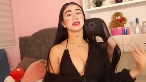 camila online show from February 2026 06:04:02 PM