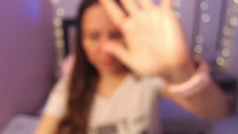 camila online show from June 2026 05:50:02 PM