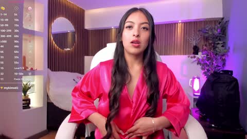 Snapshot of camila_dupont chatting on December 2024 08:47:02 PM Camila online show from December 2024 08:47:02 PM